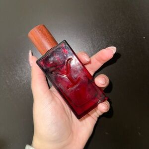 Tru western Yellowstone tornado Yellowstone perfume